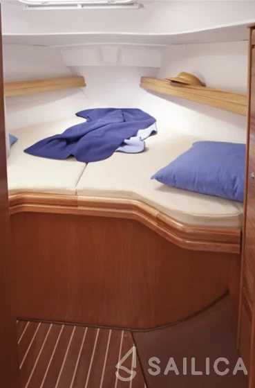 Bavaria 30 Cruiser - Yacht Charter Sailica