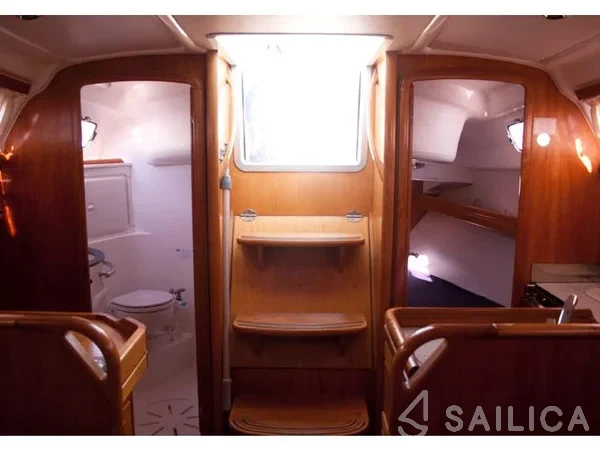 Bavaria 30 Cruiser - Yacht Charter Sailica