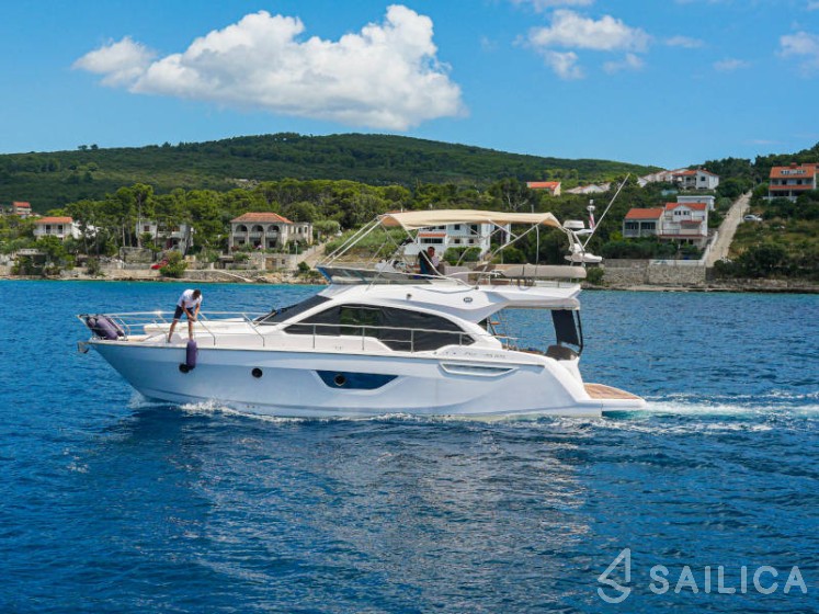 Sessa Fly 47 - Yacht Charter Sailica