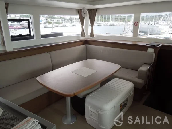 Lagoon 450 S - 4 + 2 cab. - Yacht Charter Sailica