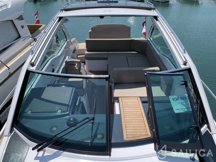 Flipper 900 ST - Yacht Charter Sailica