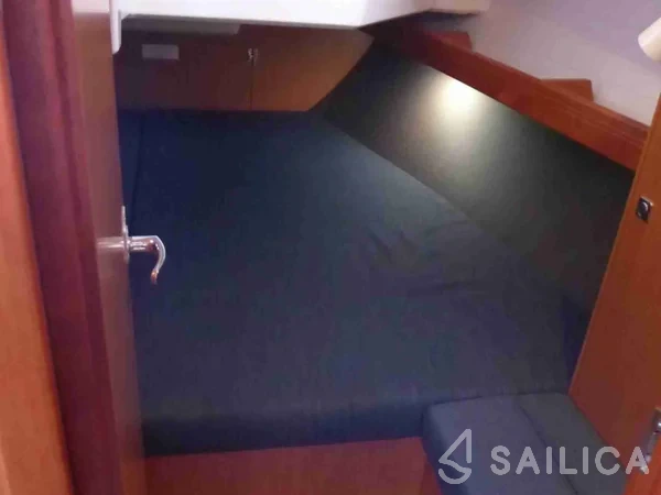 Bavaria 37 Cruiser - Yacht Charter Sailica