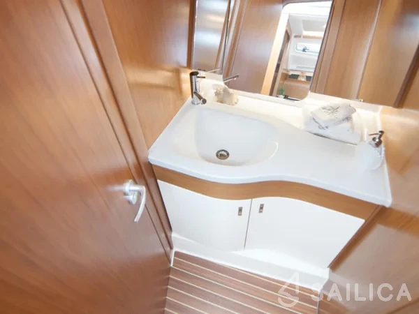 Dehler 34 - Yacht Charter Sailica
