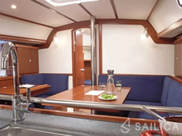 Hanse 370 - Yacht Charter Sailica