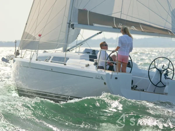 Hanse 315 - Yacht Charter Sailica