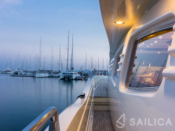 Posillipo Technema 70 - Yacht Charter Sailica