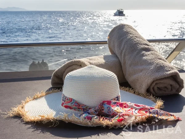 Posillipo Technema 70 - Yacht Charter Sailica