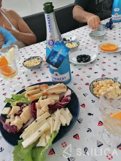 Lagoon 50 - Yacht Charter Sailica