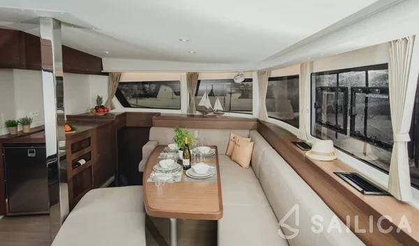 Lagoon 42 - Yacht Charter Sailica