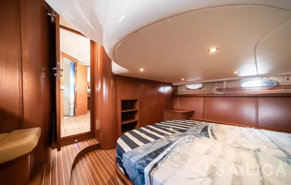 Gobbi 425 - Yacht Charter Sailica