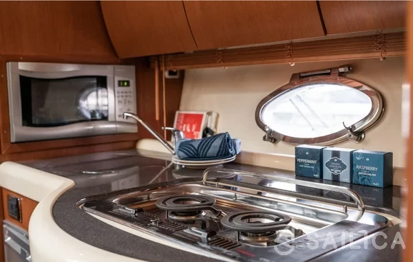 Gobbi 425 - Yacht Charter Sailica