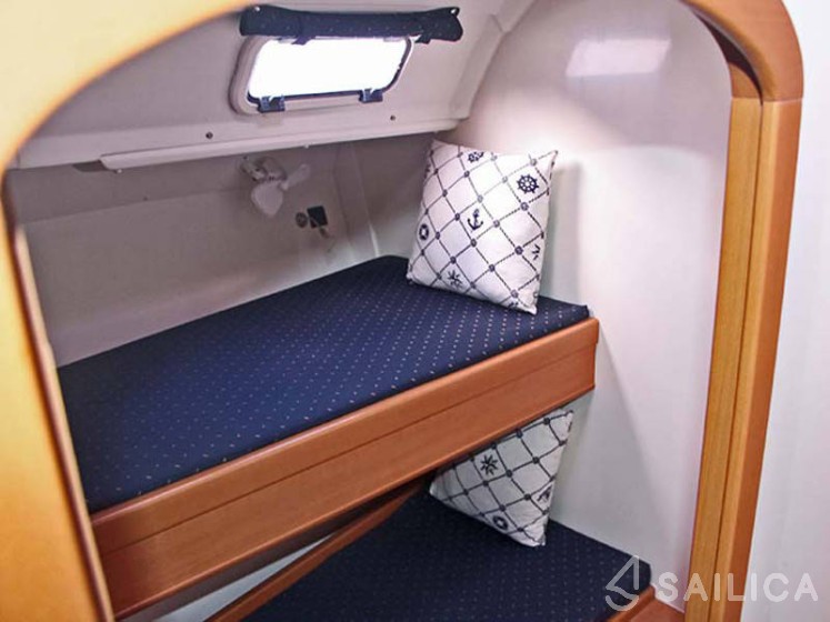 Harmony 52 - Yacht Charter Sailica