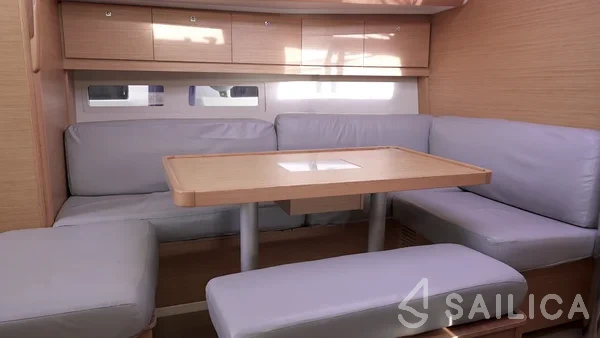 Dufour 412 GL - Yacht Charter Sailica