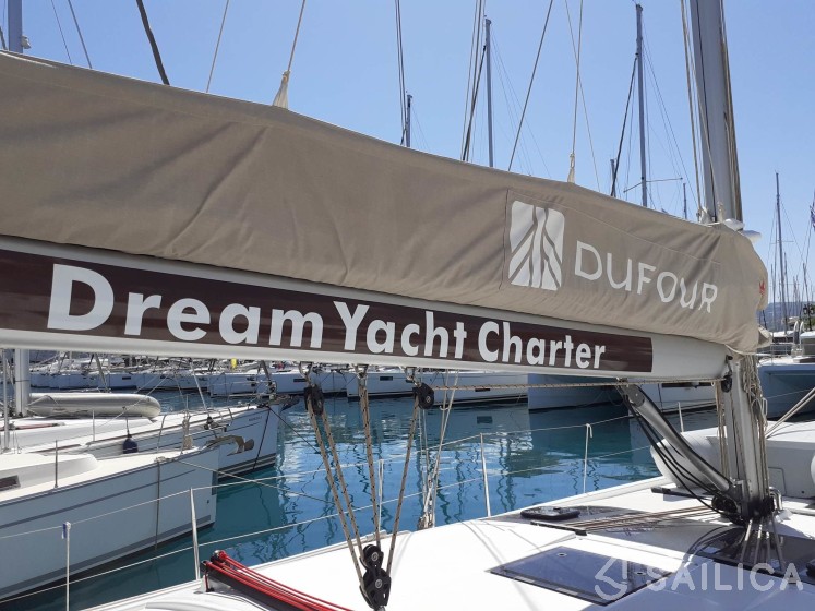 Dufour 430 Grand Large - Yacht Charter Sailica