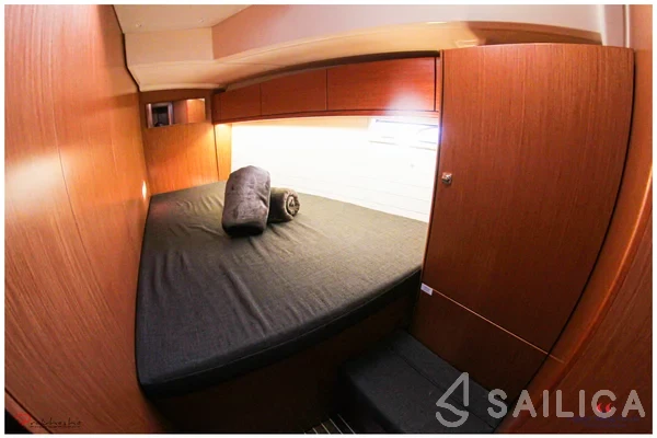 Bavaria 46 Cruiser - Yacht Charter Sailica