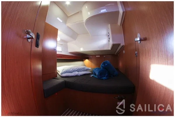 Bavaria 46 Cruiser - Yacht Charter Sailica