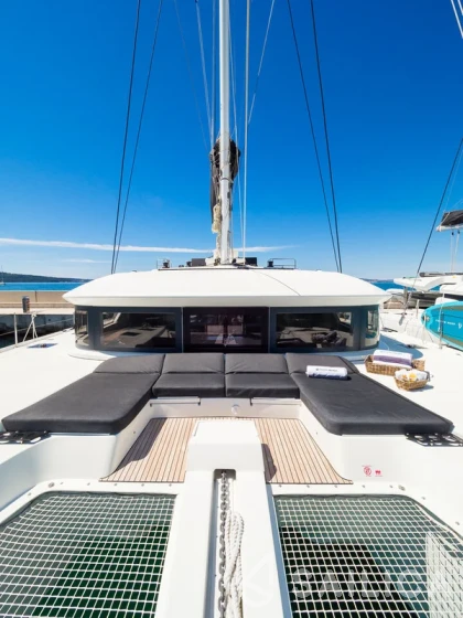 Lagoon 50 - Yacht Charter Sailica