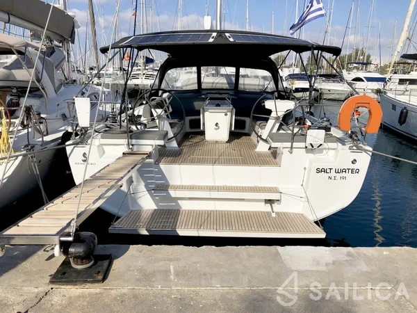 Oceanis 51.1 - Yacht Charter Sailica