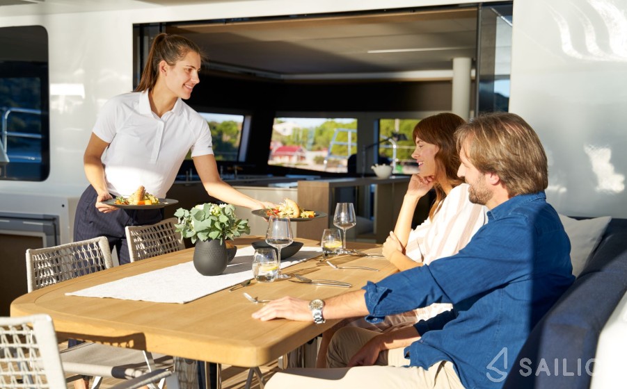 Lagoon Sixty 5 - Yacht Charter Sailica