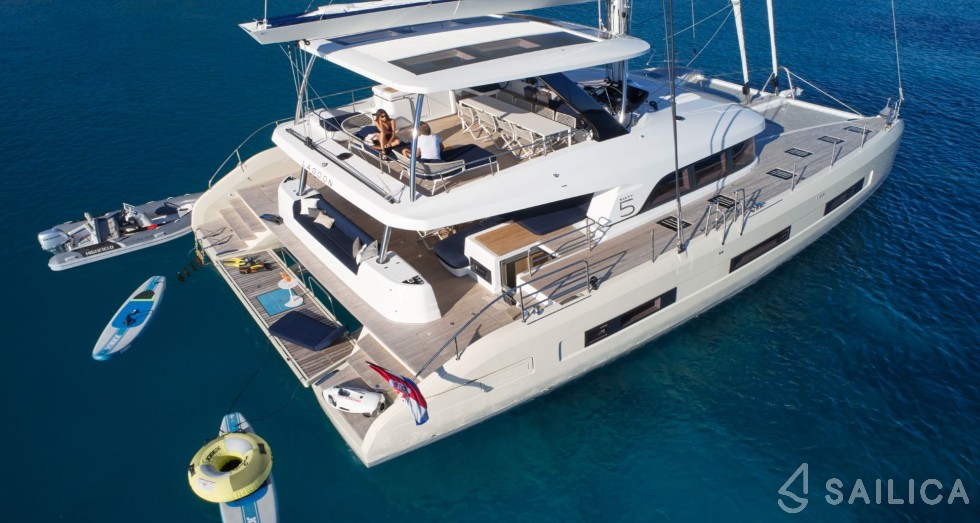 Lagoon Sixty 5 - Yacht Charter Sailica