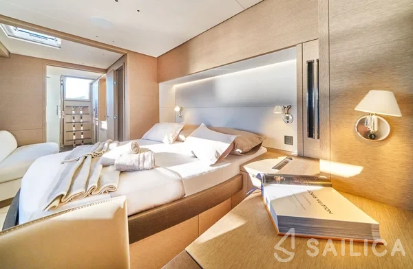 Lagoon Sixty 5 - Yacht Charter Sailica