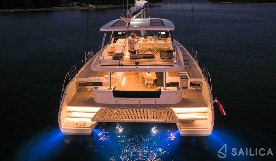 Lagoon Sixty 5 - Yacht Charter Sailica