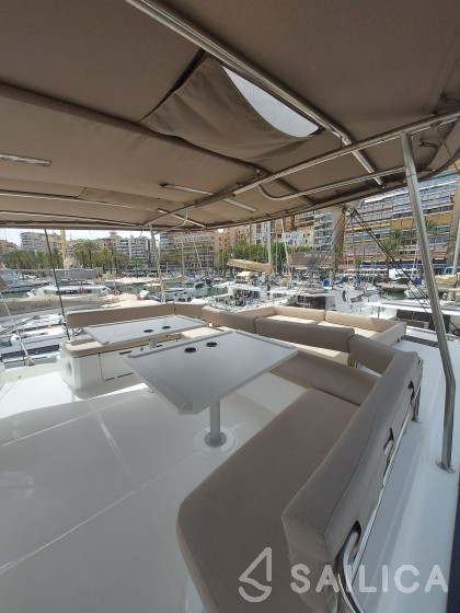 Bali 5.4. - Yacht Charter Sailica