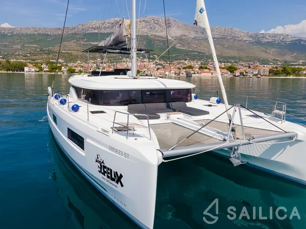 Lagoon 46  - Yacht Charter Sailica