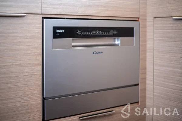 Lagoon 46  - Yacht Charter Sailica