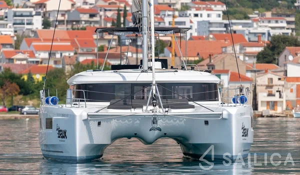 Lagoon 46  - Yacht Charter Sailica