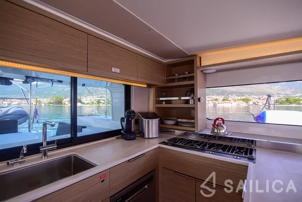 Lagoon 46  - Yacht Charter Sailica