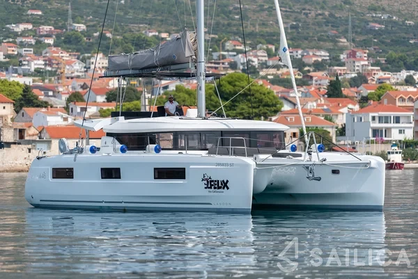 Lagoon 46  - Yacht Charter Sailica