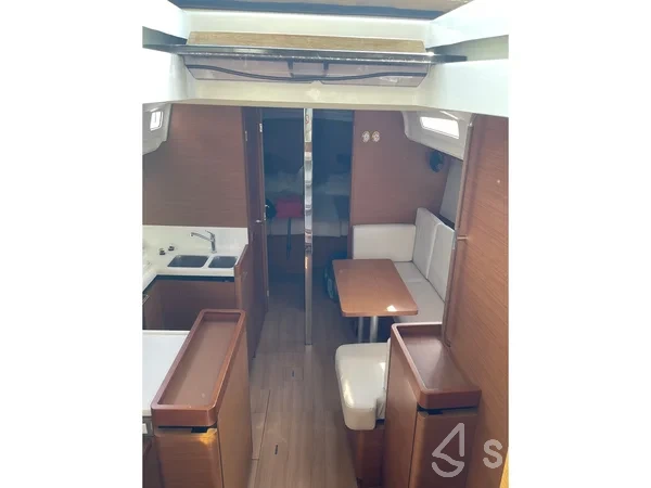 Sun Odyssey 440 - Yacht Charter Sailica