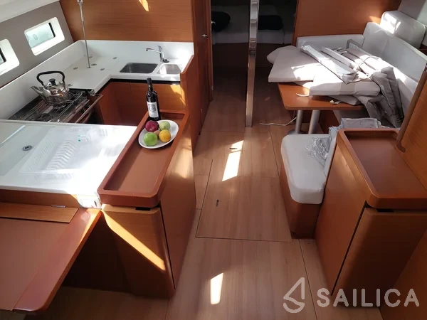 Sun Odyssey 440 - Yacht Charter Sailica