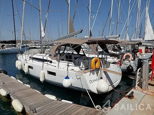 Sun Odyssey 440 - Yacht Charter Sailica