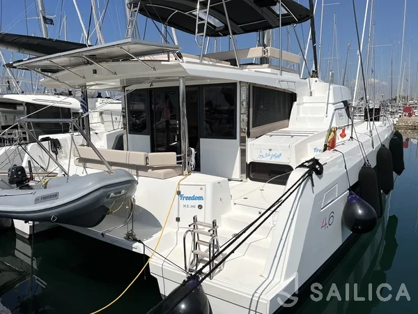 Bali 4.6 - Yacht Charter Sailica