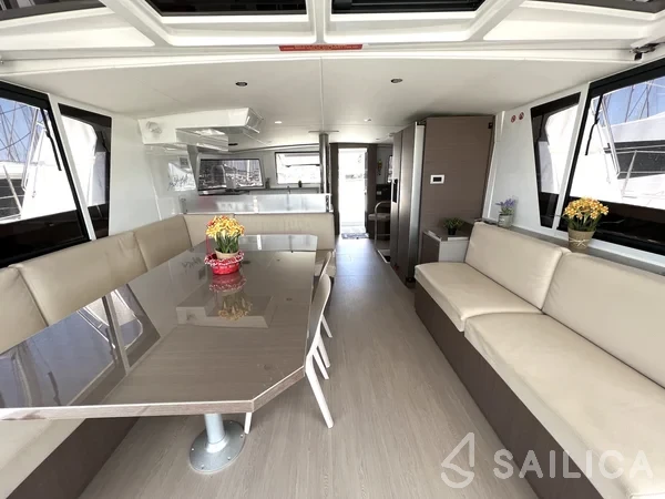 Bali 4.6 - Yacht Charter Sailica
