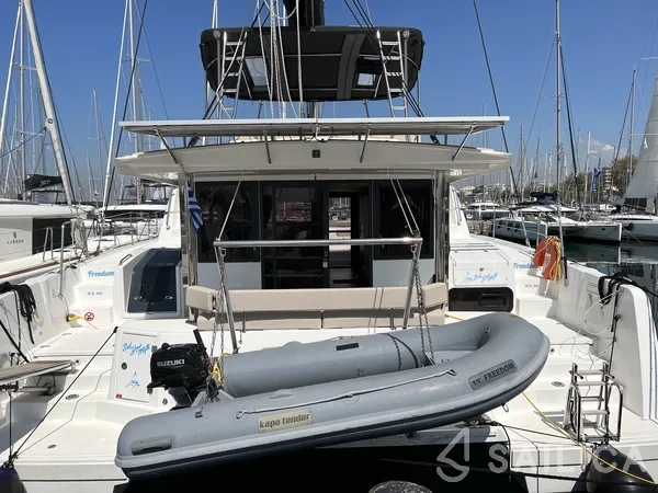 Bali 4.6 - Yacht Charter Sailica