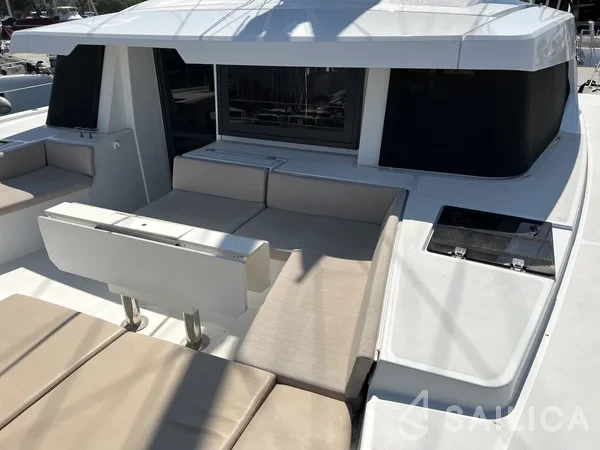 Bali 4.6 - Yacht Charter Sailica