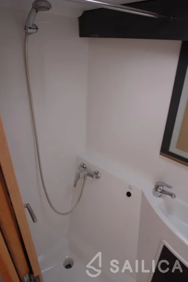 Lipari 41 - Yacht Charter Sailica