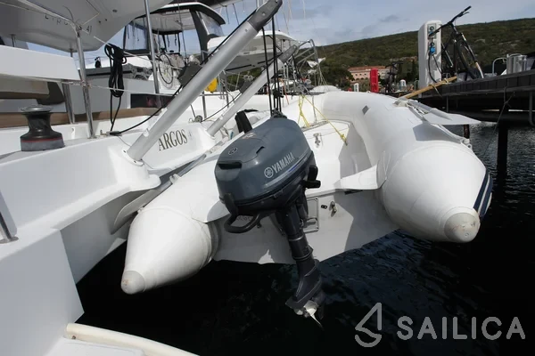 Lipari 41 - Yacht Charter Sailica