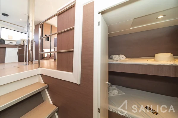 Bali 4.6 - Yacht Charter Sailica