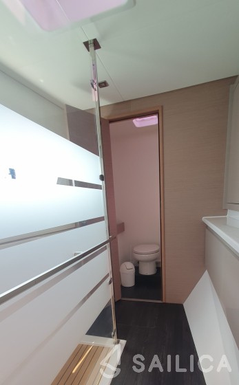 Elba 45 - Yacht Charter Sailica