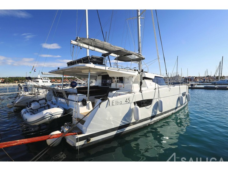 Elba 45 - Yacht Charter Sailica
