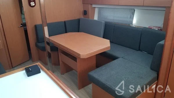 Bavaria C42 - Yacht Charter Sailica