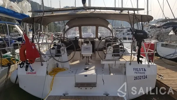 Bavaria C42 - Yacht Charter Sailica