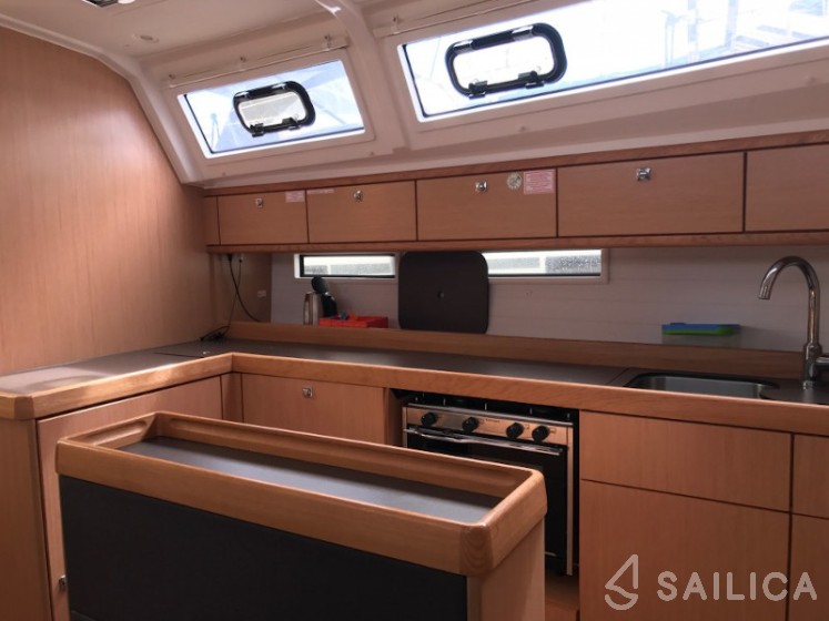 Bavaria 46 Cruiser - Yacht Charter Sailica