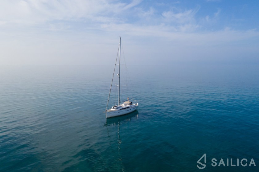 Bavaria 46 Cruiser - Yacht Charter Sailica