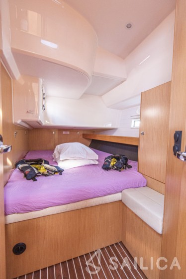 Bavaria 46 Cruiser - Yacht Charter Sailica