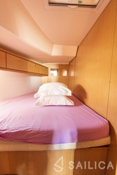 Bavaria 46 Cruiser - Yacht Charter Sailica